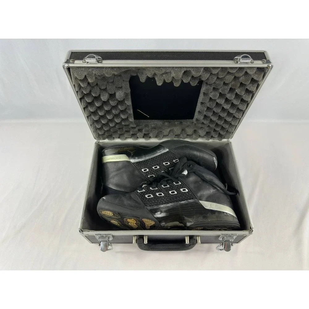 Nike Air Jordan 17 OG 'Black Metallic Silver' 2002 Men's 302720-041 Size 12